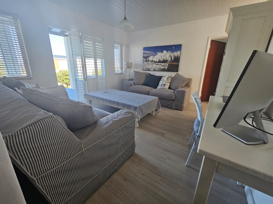 5 Bedroom Property for Sale in Stilbaai Wes Western Cape